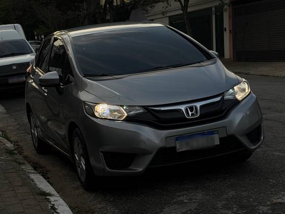 HONDA FIT 1.5 LX 16V FLEX 4P AUTOMÁTICO HONDA FIT 1.5 LX 16V FLEX 4P AUTOMÁTICO